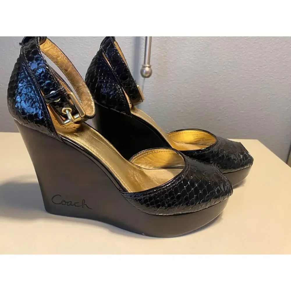 Coach Heels - Picture 2 of 4
